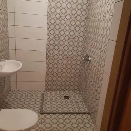 Apartment 2km From Center